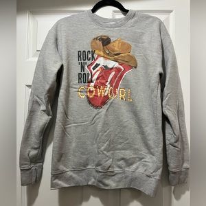 Sweater western print